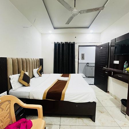 Hotel Green Apple Bareilly Exterior photo